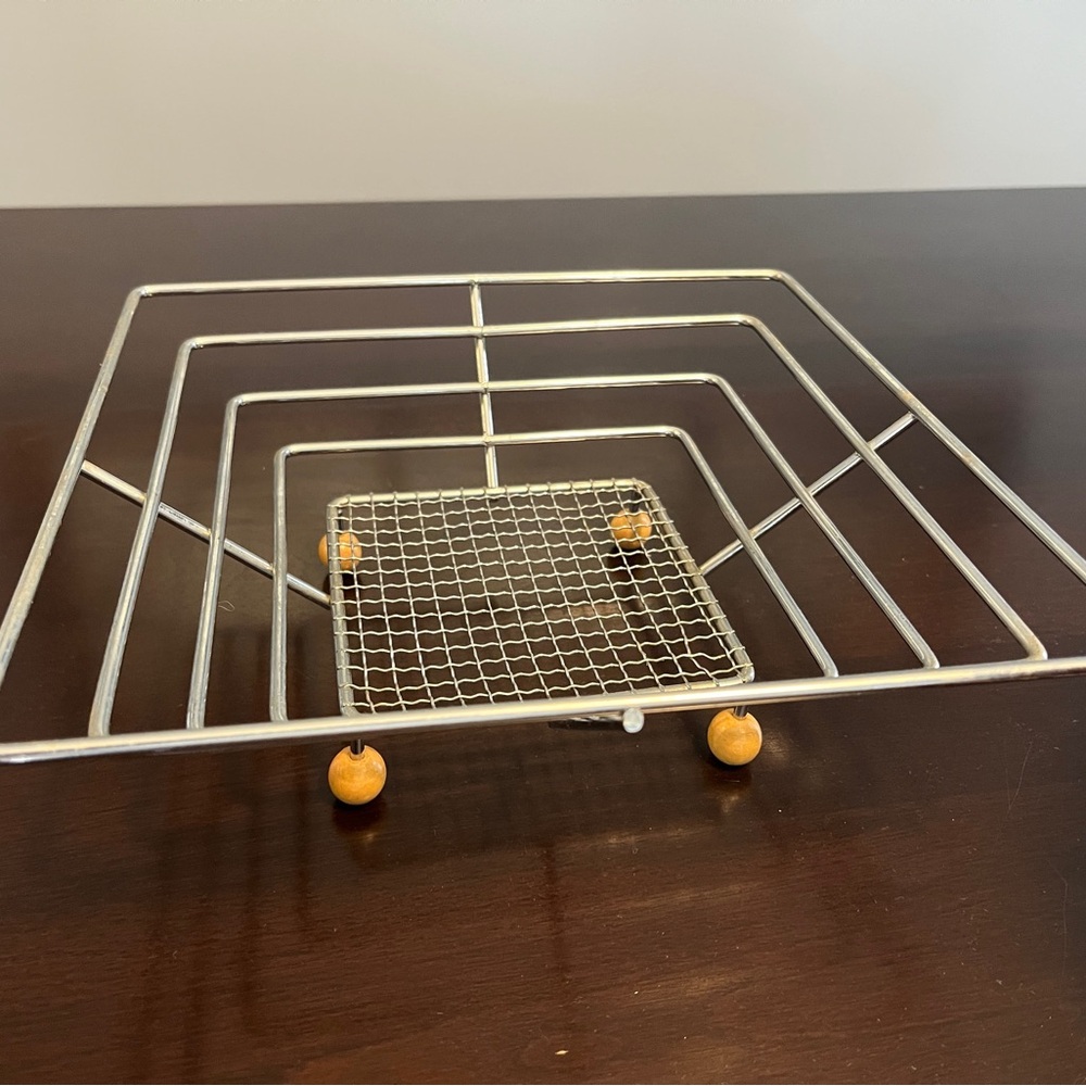 Geometric Silver Wire Basket with Wooden Feet